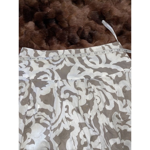 INC International Concepts Women White & Gray Cotton Sequinced Lined Skirt Sz 2 - Picture 7 of 8